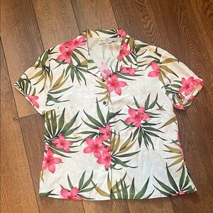 Paradise Bay Hawaiin Floral Button-Up Shirt Large